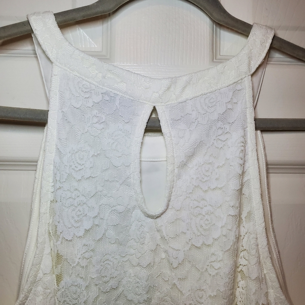 Torrid White High Neck Tank Sz 1 - Picture 8 of 11
